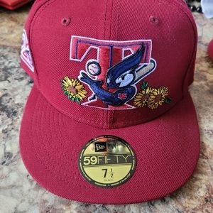 TORONTO BLUE JAYS NEW ERA FITTED HAT 7 1/2 BRAND NEW